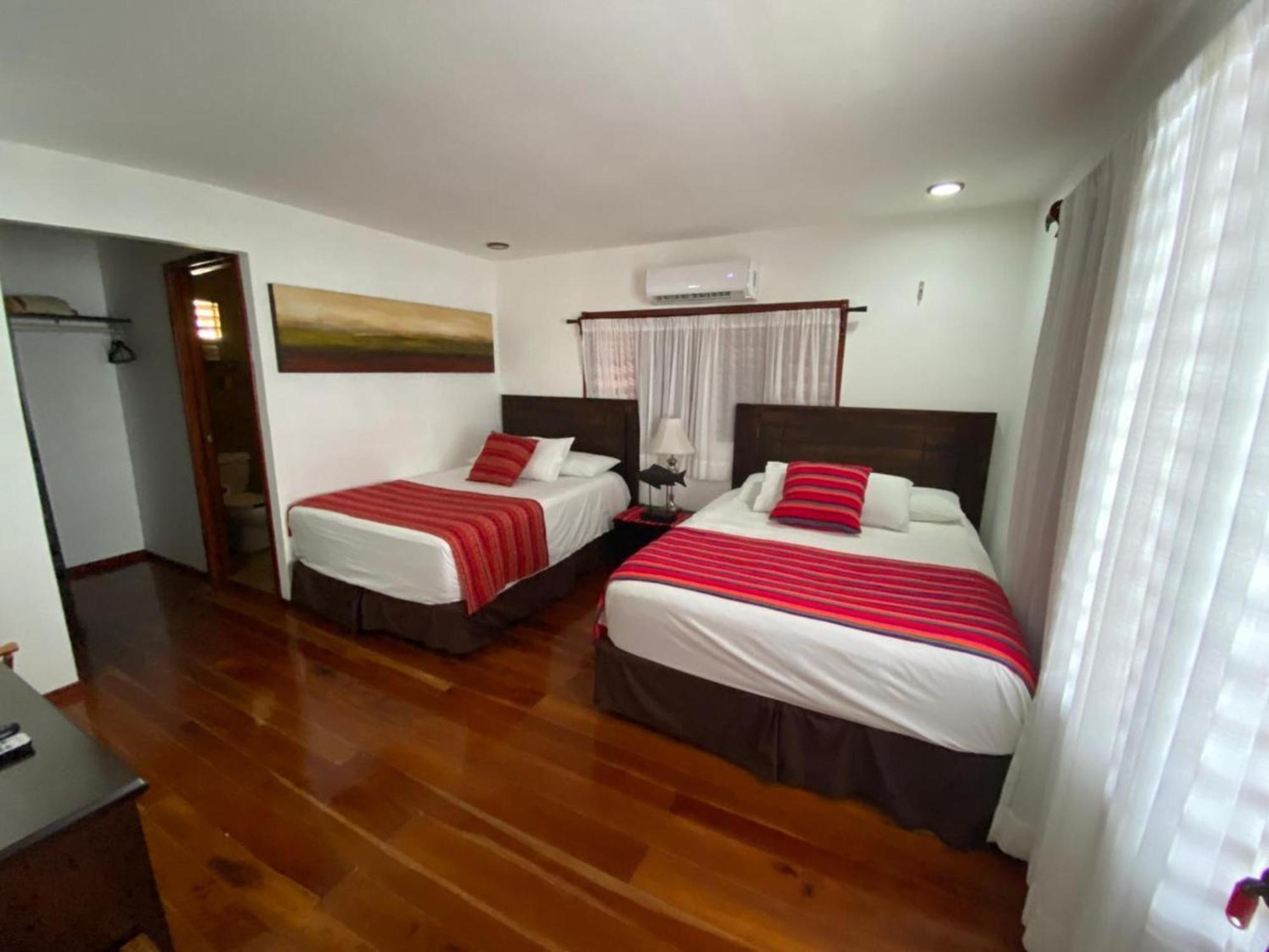 Coras Place Bacalar Lagoon Front Номер фото